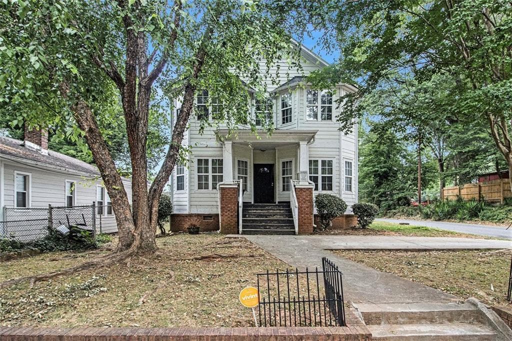 9 bedroom, 4 bathroom, 3,392 sq ft single family residence sold at 969 Palmetto Avenue, Atlanta, GA 30314