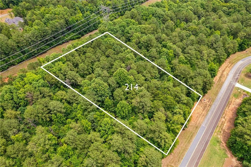 single family residence for sale at 214 Crescent Drive, Forsyth, GA 31029 — photo 6