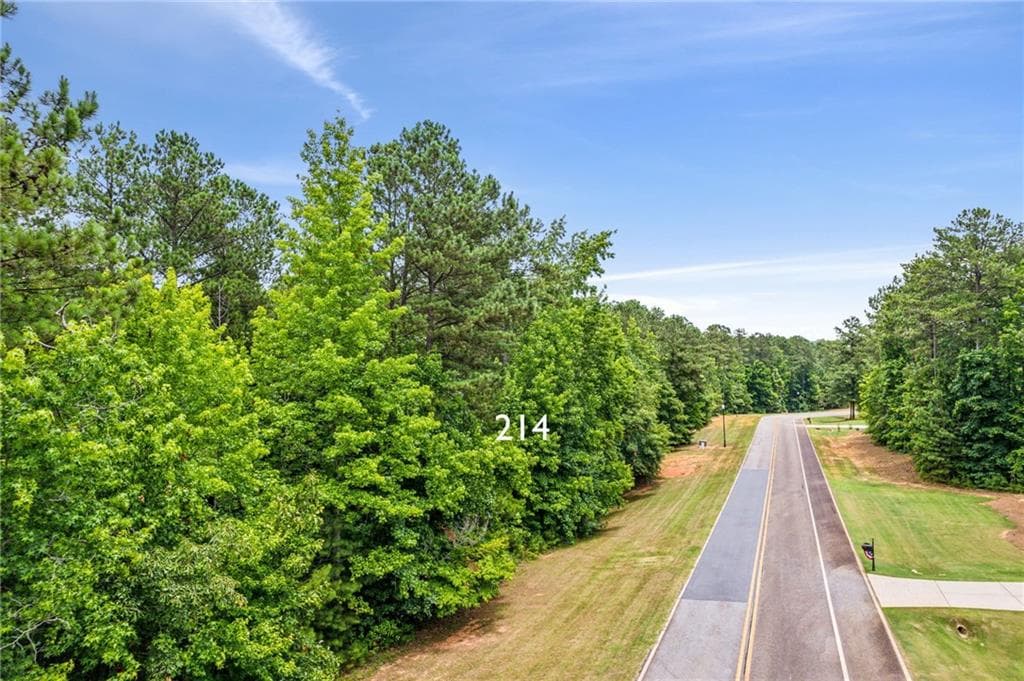 single family residence for sale at 214 Crescent Drive, Forsyth, GA 31029 — photo 8
