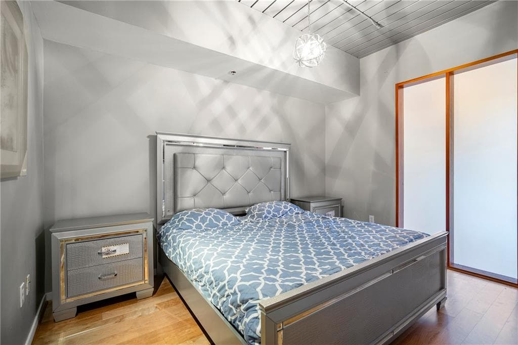 1 bedroom, 1 bathroom, 668 sq ft condominium for sale at 620 Glen Iris Drive 205, Atlanta, GA 30308 — photo 8
