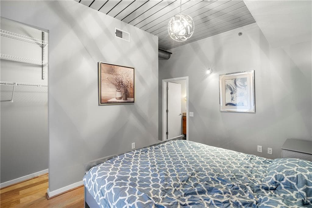 1 bedroom, 1 bathroom, 668 sq ft condominium for sale at 620 Glen Iris Drive 205, Atlanta, GA 30308 — photo 9
