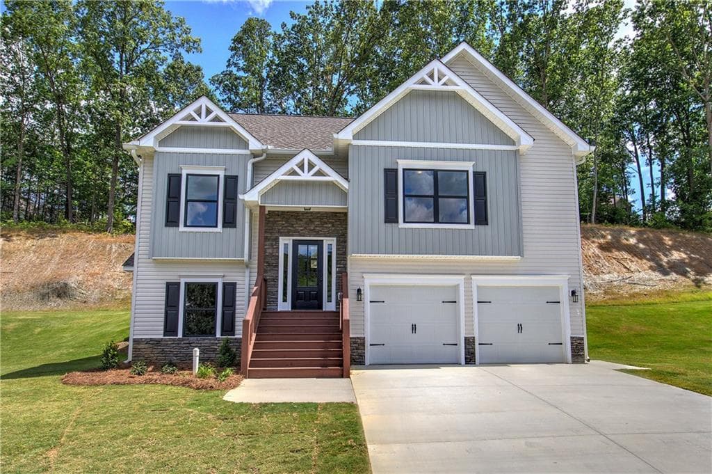 5 bedroom, 3 bathroom, 2,591 sq ft single family residence sold at 313 Arbor Circle, Rockmart, GA 30153