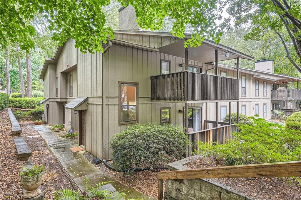 2003 Cumberland Court, Smyrna, GA 30080 — most recent listing photo