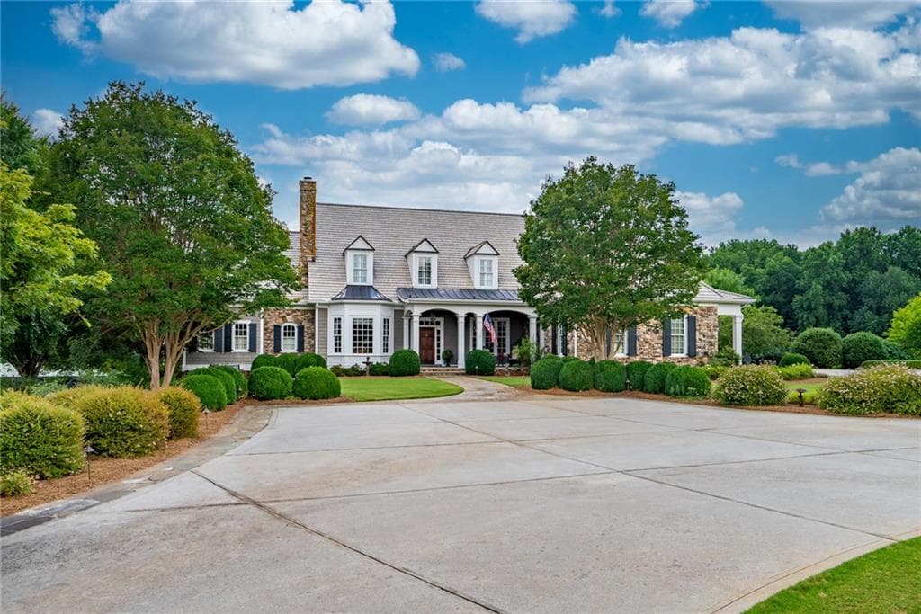 5 bedroom, 7 bathroom single family residence sold at 1171 Sweetbriar Trace, Madison, GA 30650