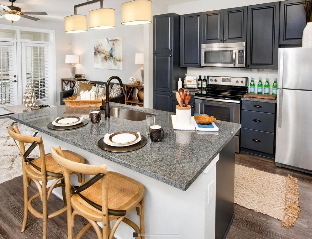 2 bedroom, 2 bathroom, 1,198 sq ft apartment for rent at 222 Colonial Homes Drive 2406, Atlanta, GA 30309 for $3,764 a month — photo 1 of 18