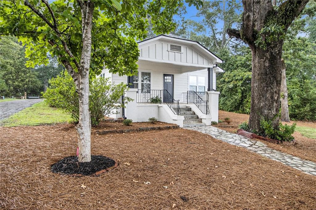 3 bedroom, 2 bathroom single family residence sold at 616 Old Town Road, Villa Rica, GA 30180