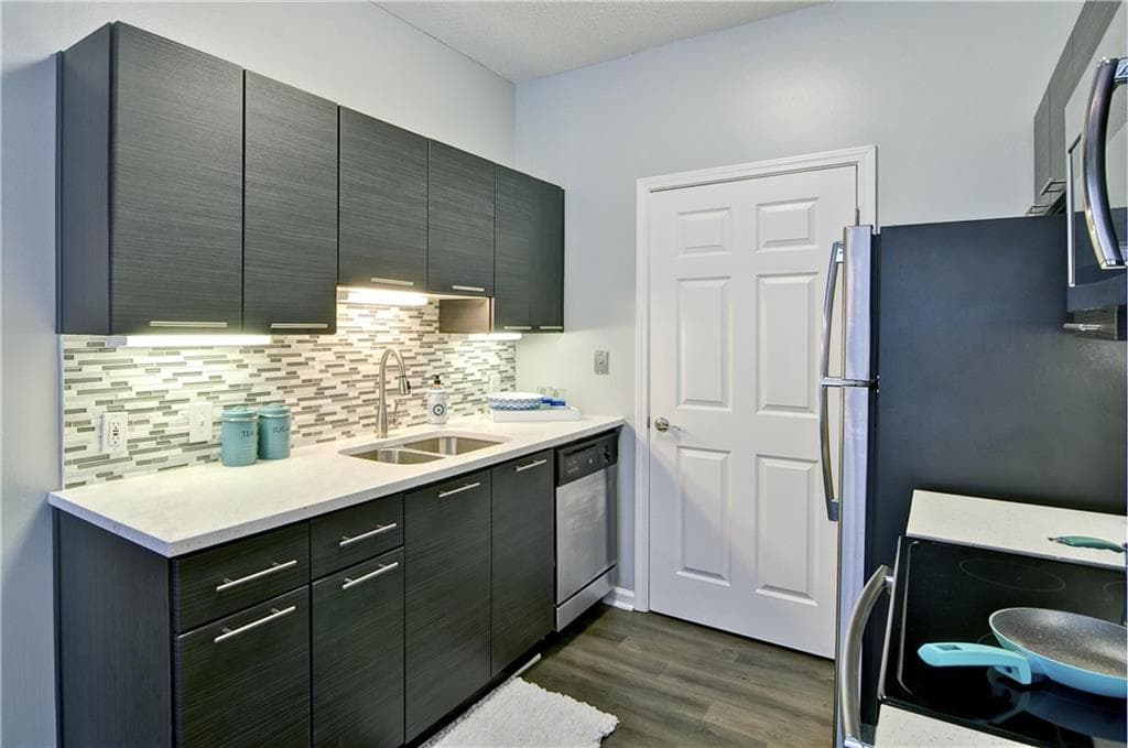 2 bedroom, 2 bathroom, 1,131 sq ft apartment for rent at 1100 Park Creek Court 0202, Gainesville, GA 30504 for $1,501 a month — photo 8