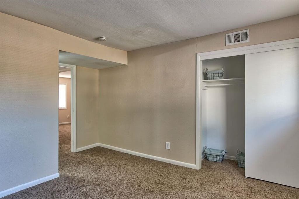 2 bedroom, 2 bathroom, 1,084 sq ft apartment for rent at 300 Hurt Road 106, Smyrna, GA 30082 for $1,160 a month — photo 4