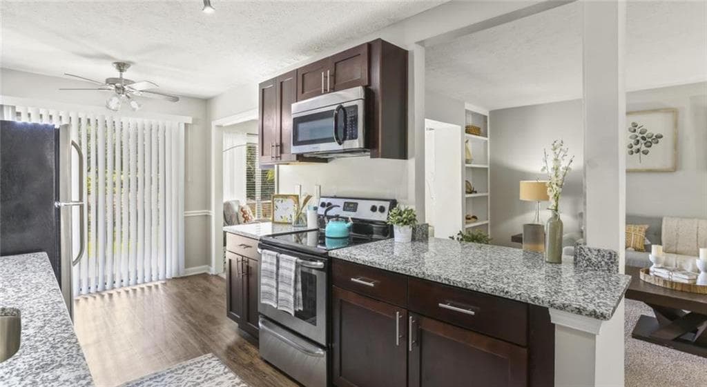 2 bedroom, 2 bathroom, 1,135 sq ft apartment for rent at 3000 Spring Hill Parkway 030H, Smyrna, GA 30080 for $1,595 a month — photo 2