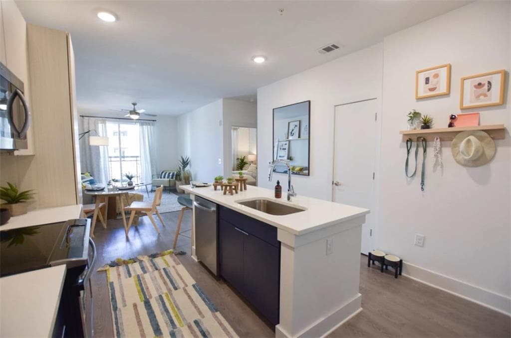 3 bedroom, 2 bathroom, 1,419 sq ft apartment for rent at 4255 Suwanee Dam Road 400-4202, Suwanee, GA 30024 for $2,260 a month — photo 4