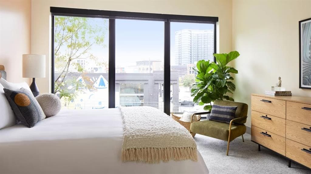 1 bedroom, 1 bathroom, 624 sq ft apartment for rent at 1055 Brady Avenue 754, Atlanta, GA 30318 for $2,066 a month — photo 7