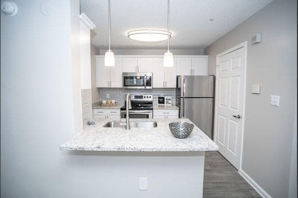 1 bedroom, 1 bathroom, 840 sq ft apartment for rent at 100 Dunwoody Gables Drive 6D-112, Dunwoody, GA 30338 for $1,494 a month — photo 2