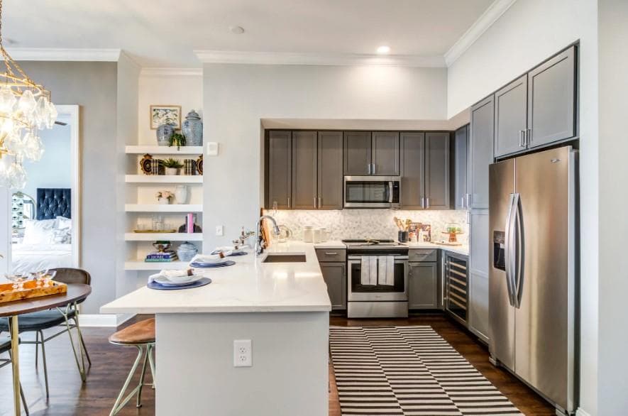 1 bedroom, 1 bathroom, 855 sq ft apartment for rent at 530 East Paces Ferry Road 406, Atlanta, GA 30305 for $2,217 a month — photo 2