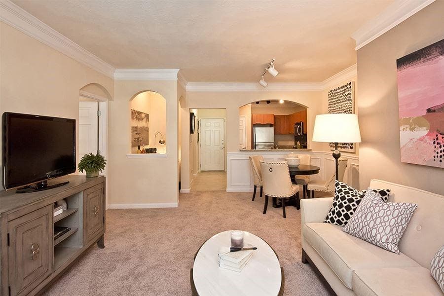 1 bedroom, 1 bathroom, 847 sq ft apartment for rent at 3315 Roswell Road 1001026, Atlanta, GA 30305 for $1,434 a month — photo 3