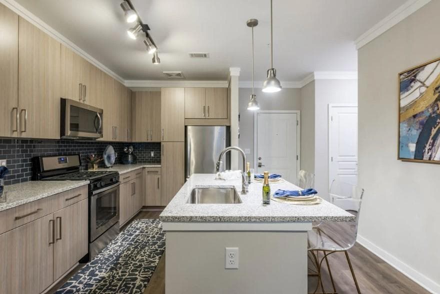 2 bedroom, 2 bathroom, 1,111 sq ft apartment for rent at 1455 Spring Road 231, Smyrna, GA 30080 for $2,115 a month — photo 2