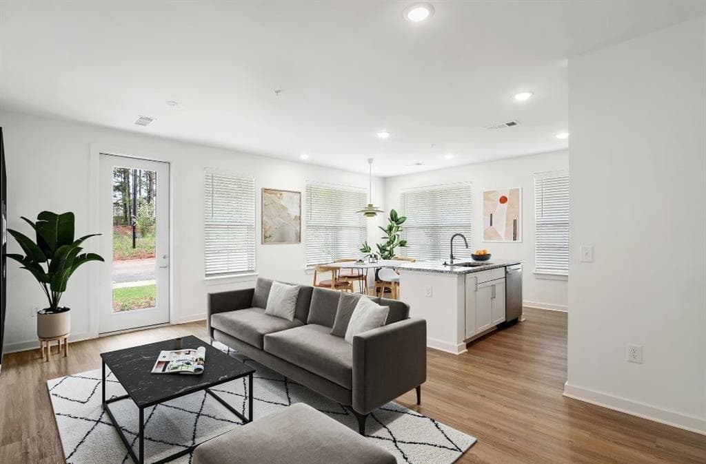 1 bedroom, 1 bathroom, 725 sq ft apartment for rent at 1010 Rosefinch Landing 3105, Hoschton, GA 30548 for $1,475 a month — photo 5