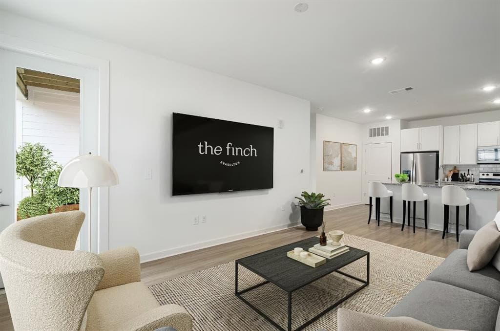 1 bedroom, 1 bathroom, 725 sq ft apartment for rent at 1010 Rosefinch Landing 3105, Hoschton, GA 30548 for $1,475 a month — photo 7