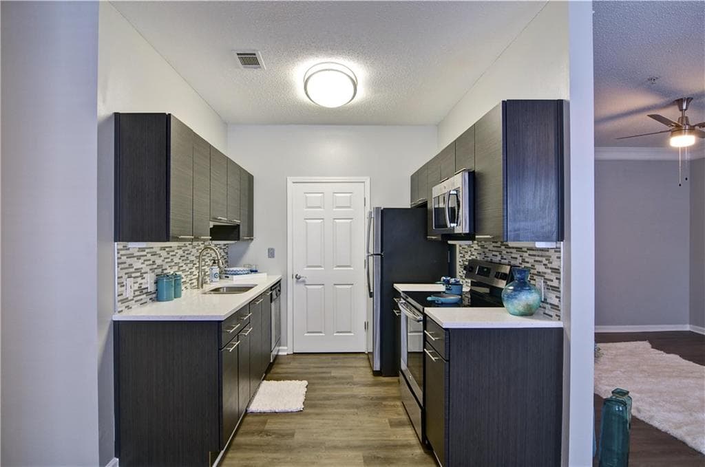 1 bedroom, 1 bathroom, 804 sq ft apartment for rent at 1100 Park Creek Court 1013, Gainesville, GA 30504 for $1,322 a month — photo 8