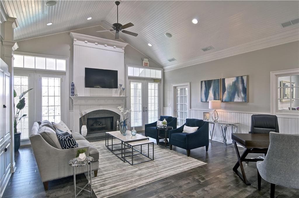 1 bedroom, 1 bathroom, 804 sq ft apartment for rent at 1100 Park Creek Court 1013, Gainesville, GA 30504 for $1,322 a month — photo 4