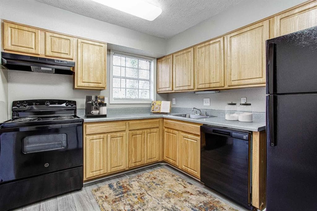 3 bedroom, 2 bathroom apartment for rent at 3100 Rainbow Forest Circle 3115-A, Decatur, GA 30034 for $1,559 a month — photo 1 of 11