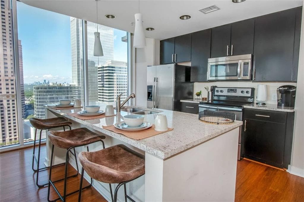 1 bedroom, 1 bathroom apartment for rent at 77 12th Street 0713, Atlanta, GA 30309 for $1,910 a month — photo 7