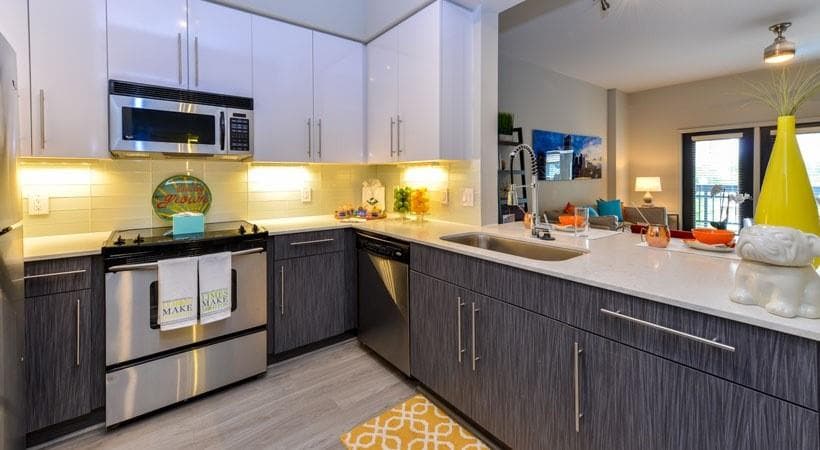 1 bedroom, 1 bathroom, 865 sq ft apartment for rent at 530 Piedmont Avenue 113, Atlanta, GA 30308 for $1,751 a month — photo 2
