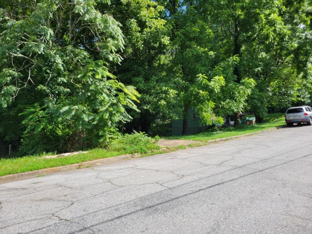 single family residence for sale at 1360 Redford, Atlanta, GA 30315 — photo 3