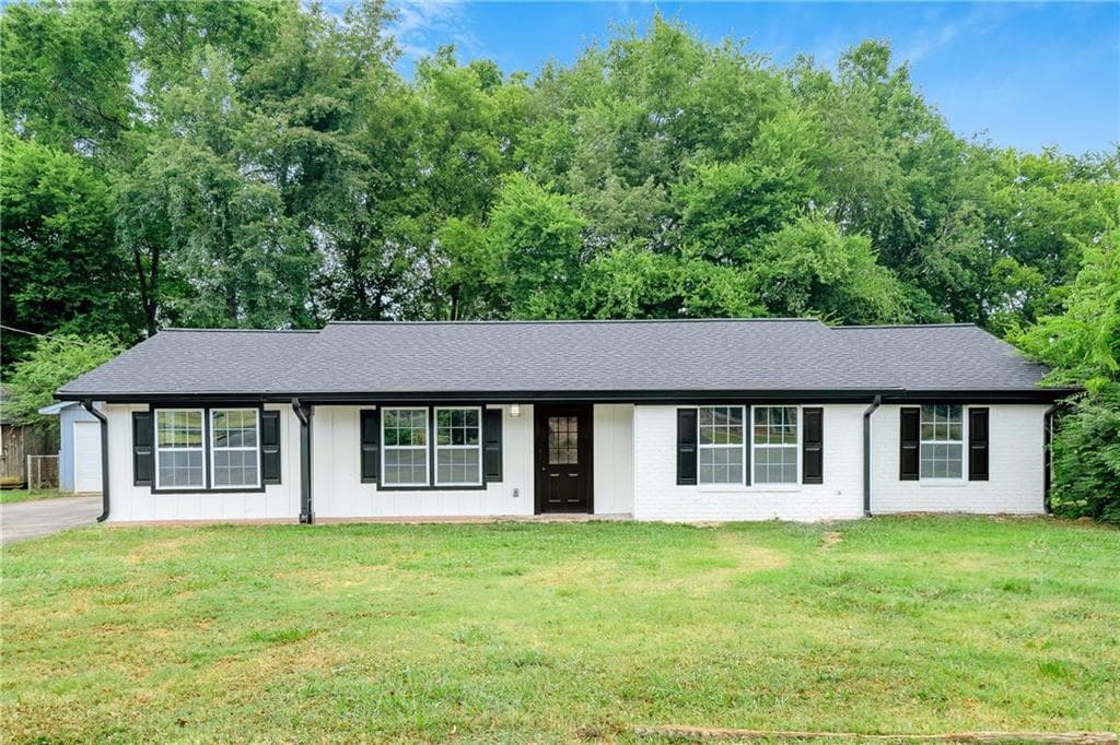 3 bedroom, 2 bathroom single family residence sold at 259 SW Maplewood Drive, Calhoun, GA 30701