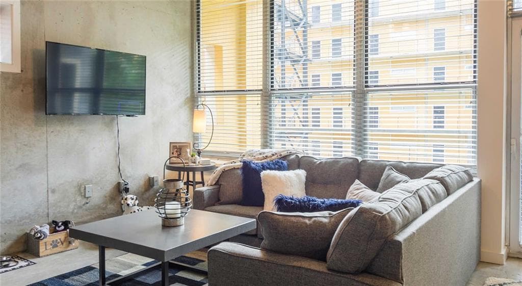1 bedroom, 1 bathroom, 972 sq ft apartment for rent at 1016 Howell Mill Road 1304, Atlanta, GA 30318 for $1,472 a month — photo 5