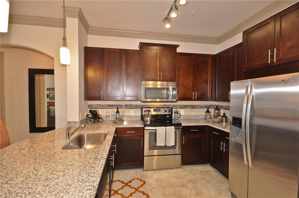 3 bedroom, 2 bathroom, 1,567 sq ft apartment for rent at 3695 Cumberland Boulevard 2201, Atlanta, GA 30339 for $2,563 a month — photo 2