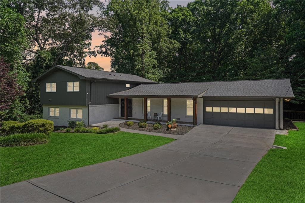 5 bedroom, 5 bathroom, 4,378 sq ft single family residence sold at 5006 Mount Vernon Way, Atlanta, GA 30338