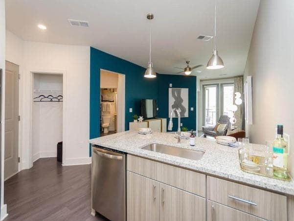 1 bedroom, 1 bathroom, 661 sq ft apartment for rent at 2588 Decatur Village Drive 2651, Decatur, GA 30033 for $1,785 a month — photo 1 of 34