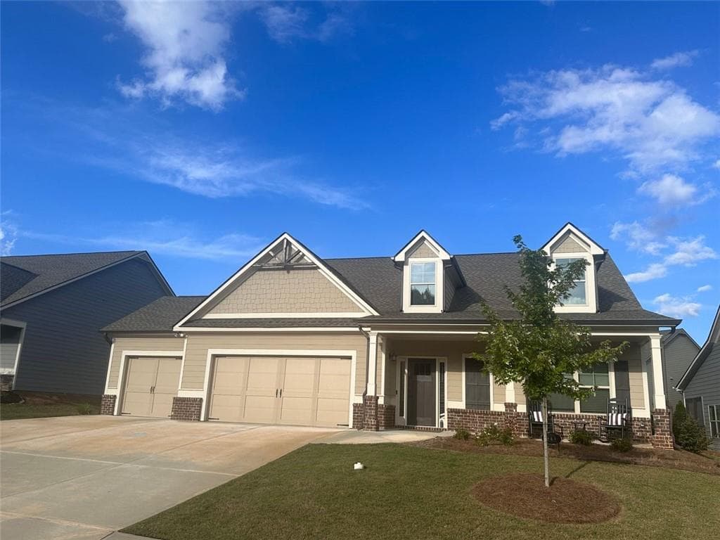 3 bedroom, 2 bathroom single family residence sold at 941 HIGH SHOAL Drive, Monroe, GA 30655