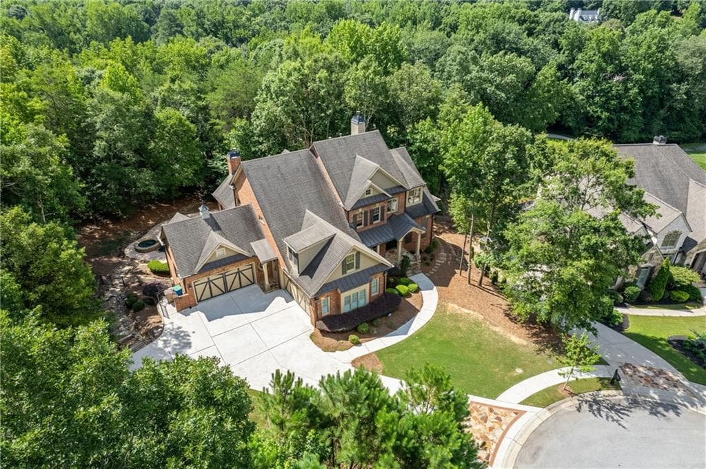6 bedroom, 8 bathroom single family residence sold at 5941 Yoshino Cherry Lane, Braselton, GA 30517