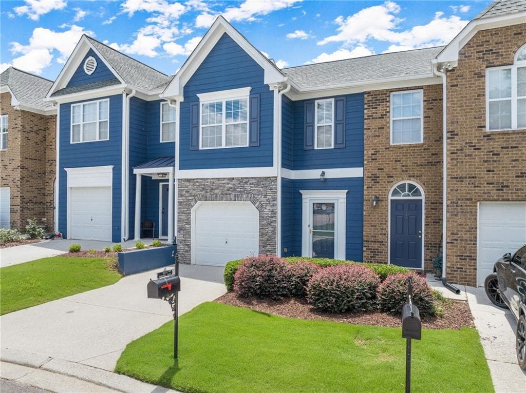 6252 Shoreview Circle, Flowery Branch, GA 30542 — most recent listing photo