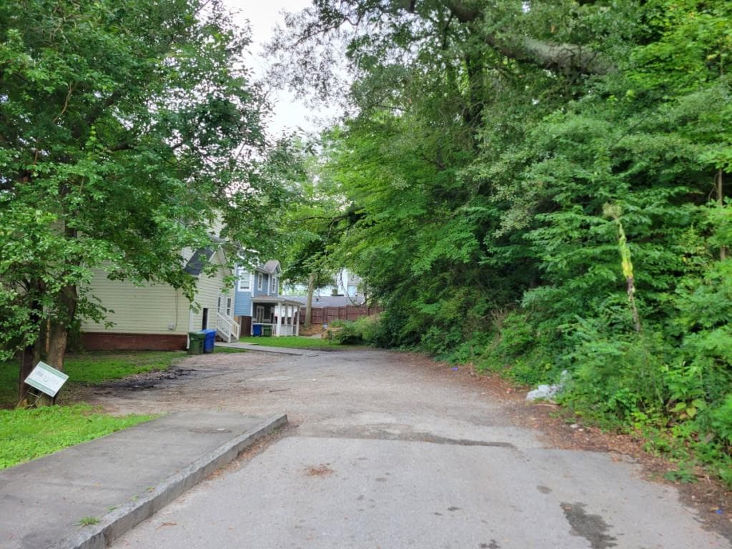single family residence for sale at 1019 Hubbard, Atlanta, GA 30310 — photo 5