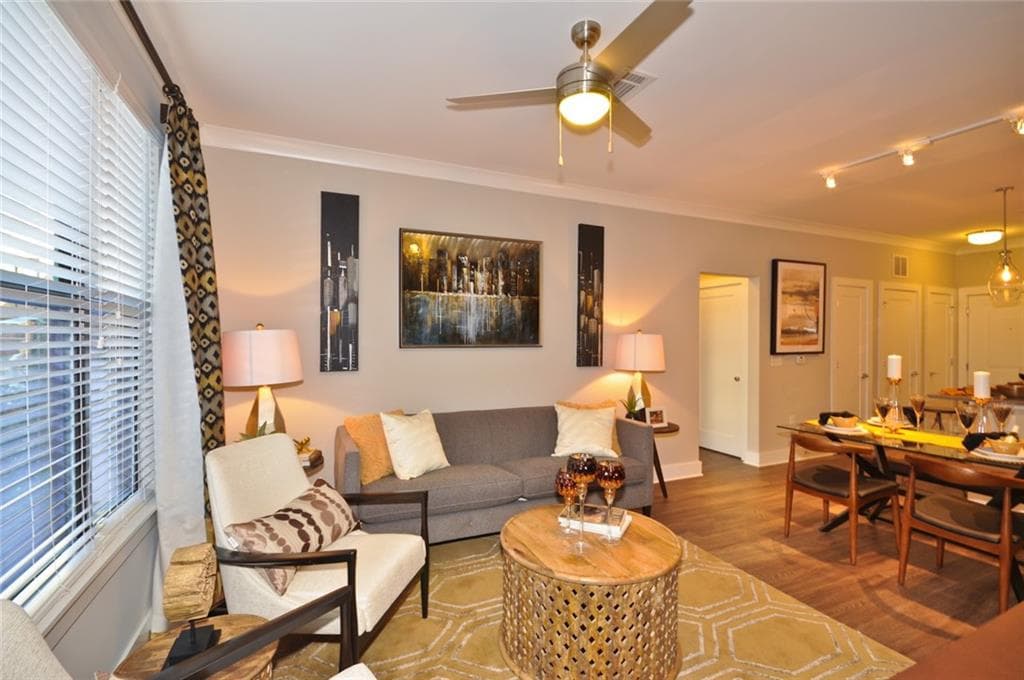 3 bedroom, 2 bathroom, 1,363 sq ft apartment for rent at 2875 Crescent Parkway 1420, Atlanta, GA 30339 for $3,096 a month — photo 7