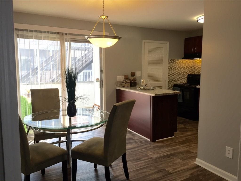 1 bedroom, 1 bathroom, 750 sq ft apartment for rent at 4883 Roswell Road N1, Atlanta, GA 30342 for $1,339 a month — photo 5