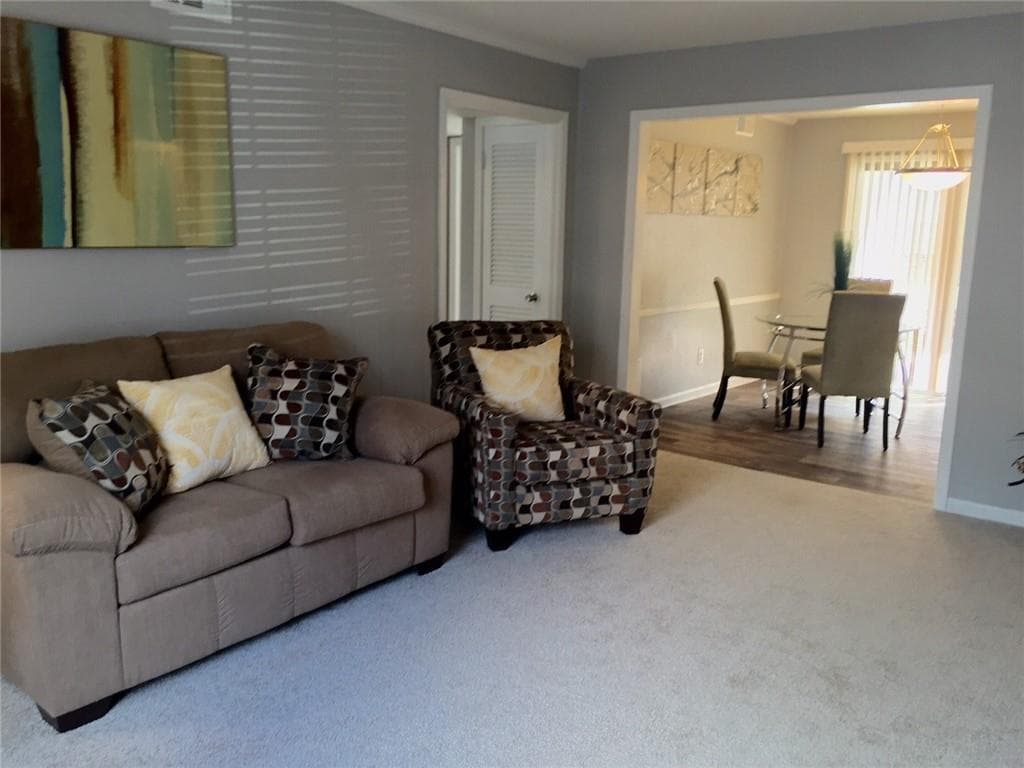 1 bedroom, 1 bathroom, 750 sq ft apartment for rent at 4883 Roswell Road N1, Atlanta, GA 30342 for $1,339 a month — photo 6