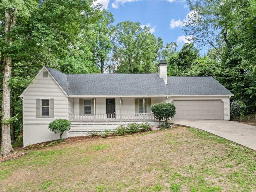 4 bedroom, 3 bathroom, 1,730 sq ft single family residence sold at 3355 Ed Dodd Trail, Gainesville, GA 30506