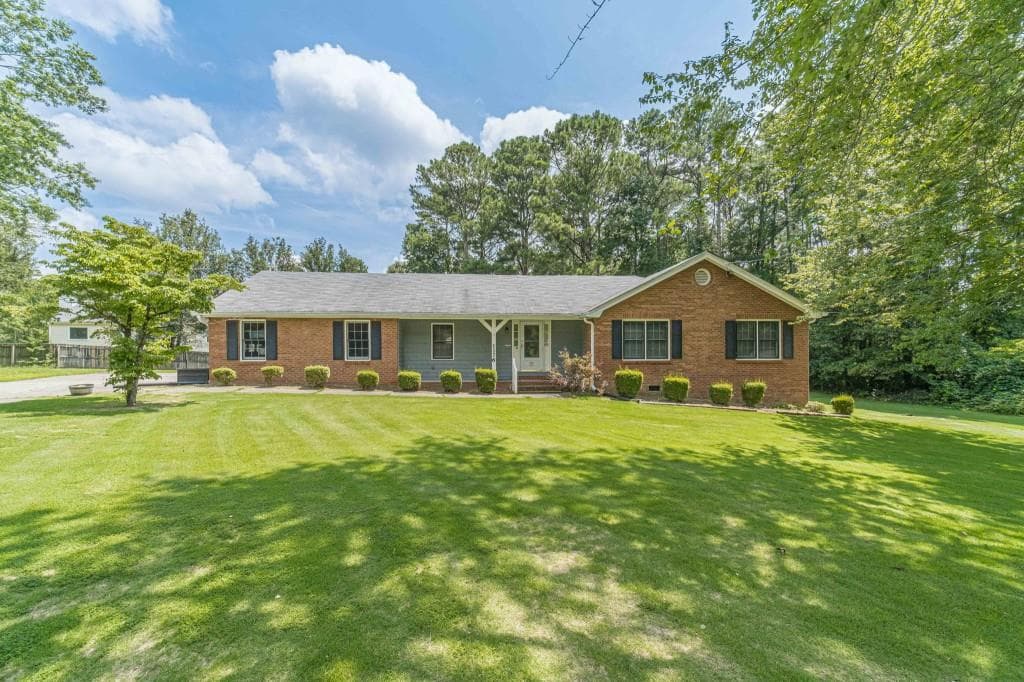 1176 Hutch Lane, Snellville, GA 30078 — most recent listing photo