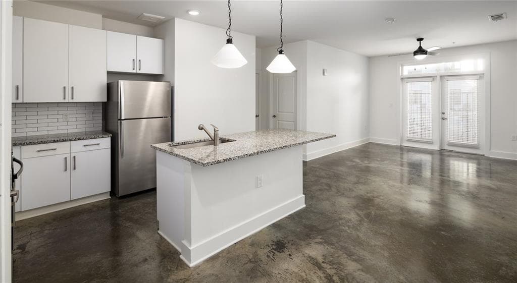 1 bedroom, 1 bathroom, 782 sq ft apartment for rent at 5193 Peachtree Boulevard 1112, Chamblee, GA 30341 for $1,820 a month — photo 3