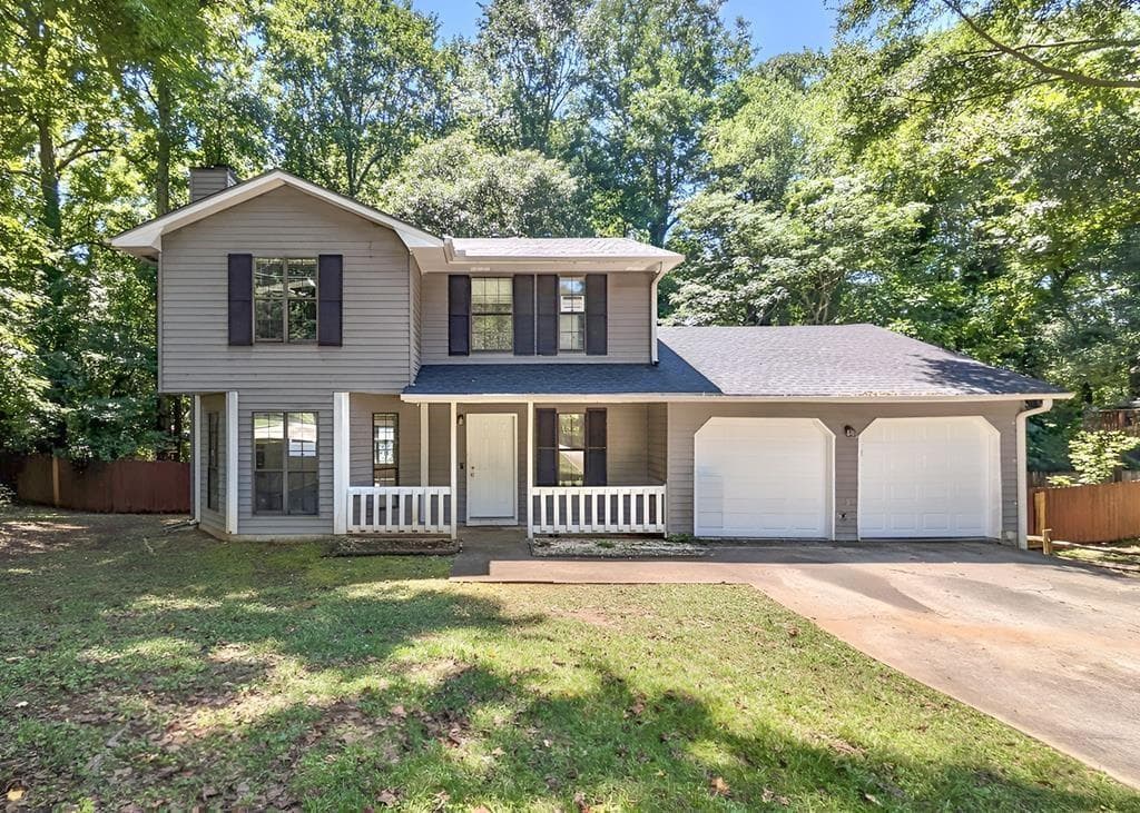 3 bedroom, 3 bathroom single family residence sold at 1681 Tree Line Road, Lithonia, GA 30058