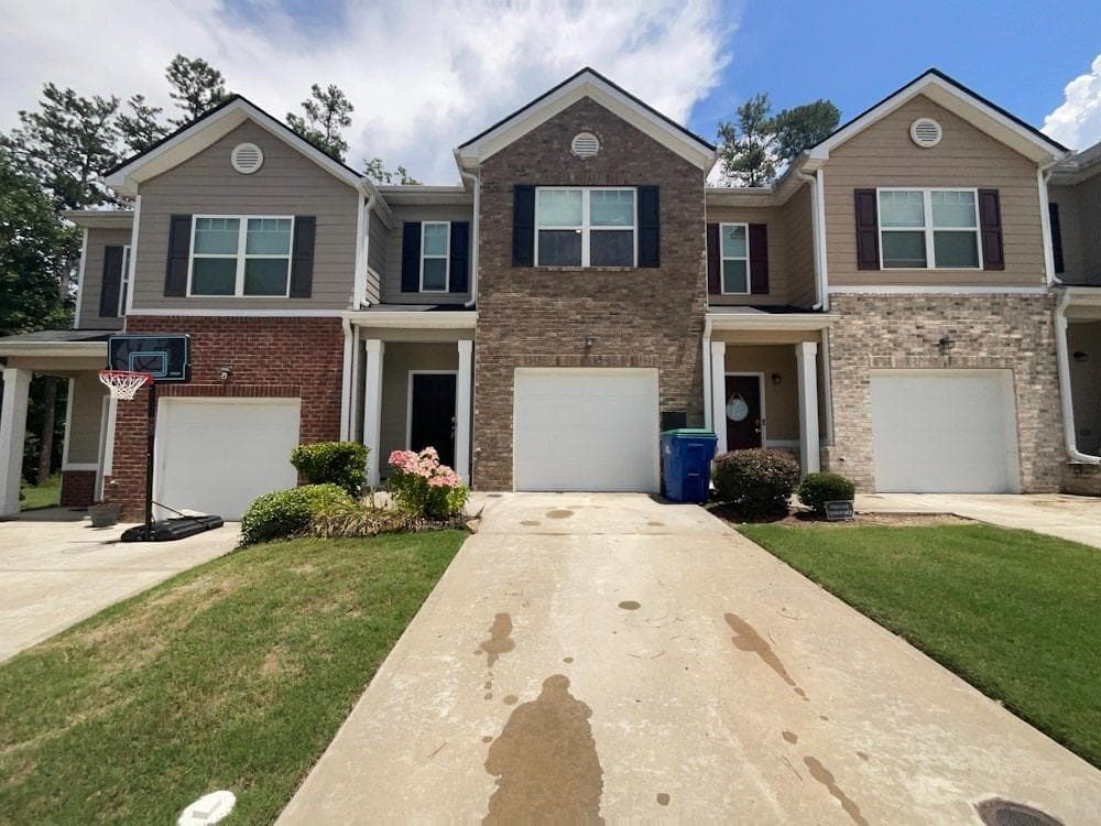 6246 Rockaway Road, Atlanta, GA 30349 — most recent listing photo
