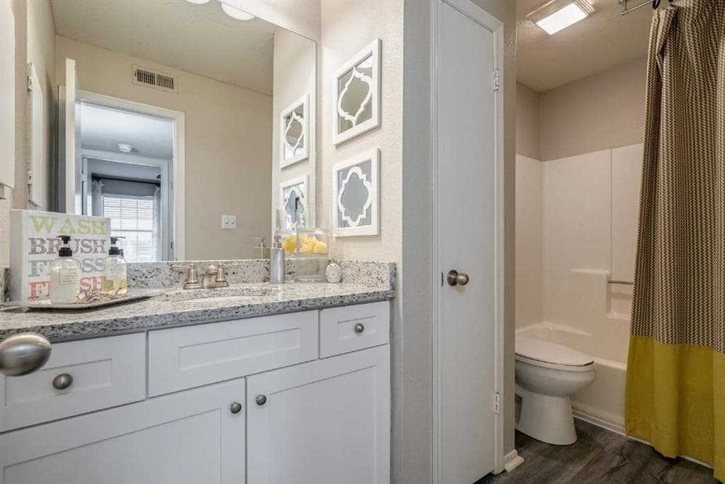 1 bedroom, 1 bathroom, 506 sq ft apartment for rent at 1760 Northside Drive 140, Atlanta, GA 30318 for $1,299 a month — photo 10