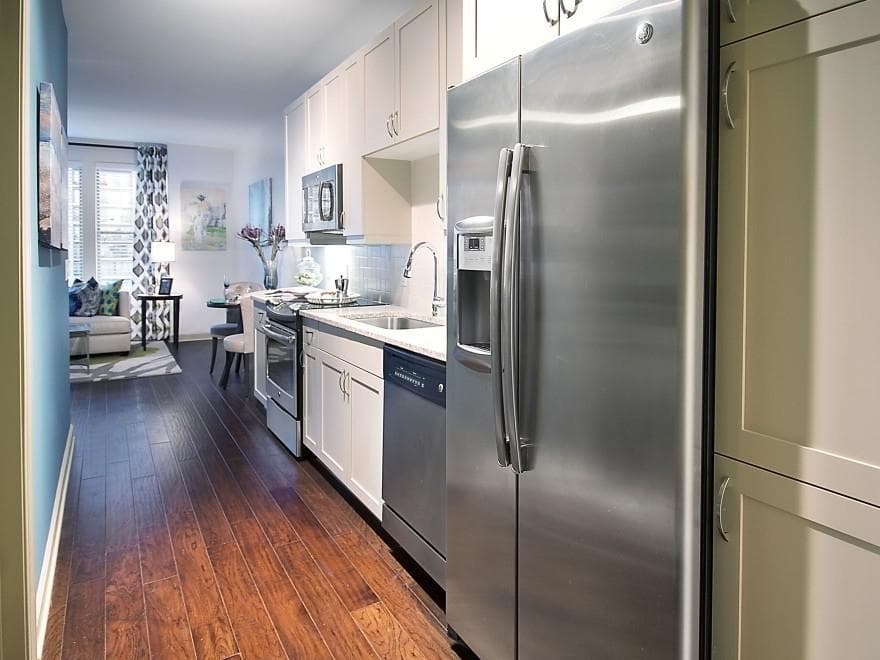 1 bedroom, 1 bathroom apartment for rent at 2420 Peachtree Road 1420, Atlanta, GA 30305 for $1,659 a month — photo 5