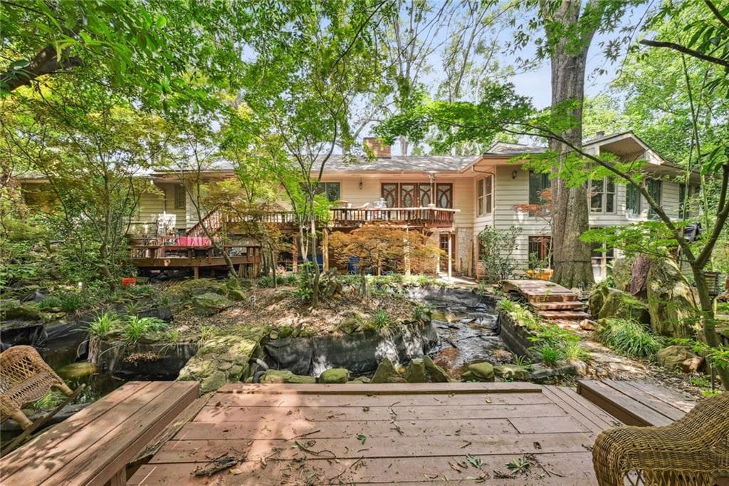 3 bedroom, 4 bathroom, 3,336 sq ft single family residence sold at 1641 Doncaster Drive, Atlanta, GA 30309
