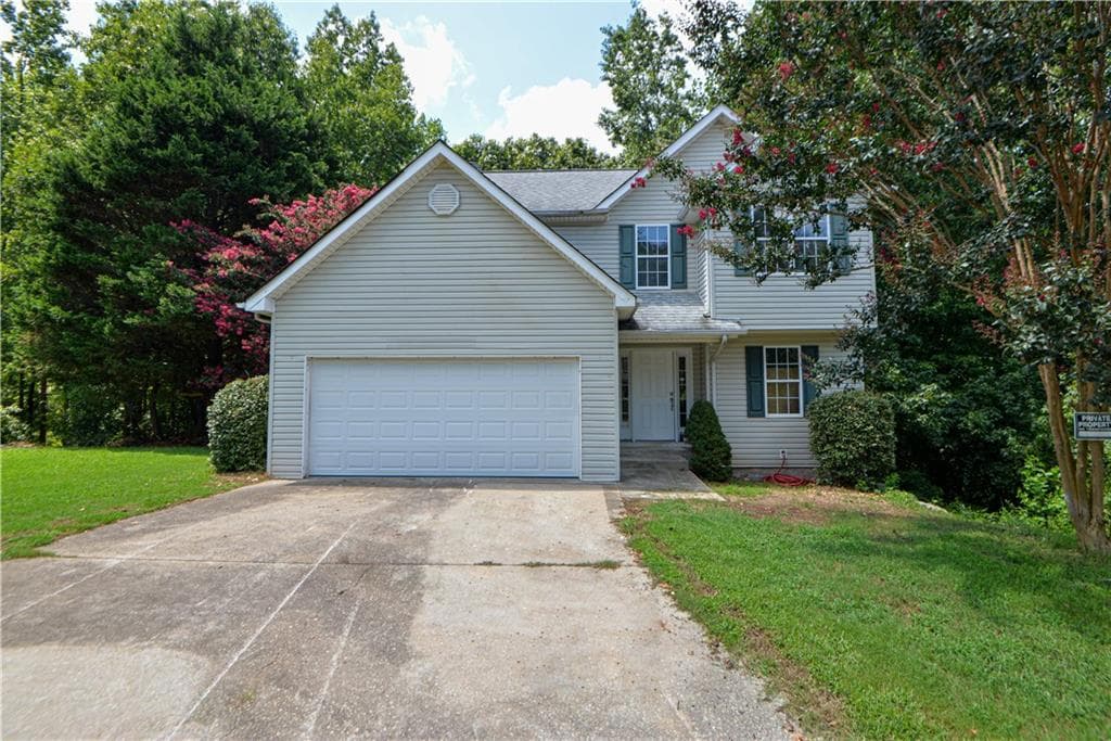 4 bedroom, 3 bathroom, 2,096 sq ft single family residence sold at 2942 BRIDLE Court, Gainesville, GA 30507