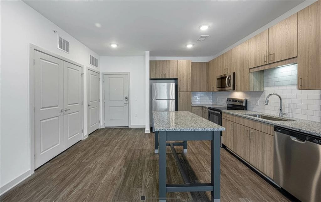 3 bedroom, 2 bathroom, 1,189 sq ft apartment for rent at 1230 Joe Frank Harris Parkway 5213, Cartersville, GA 30120 for $2,250 a month — photo 5