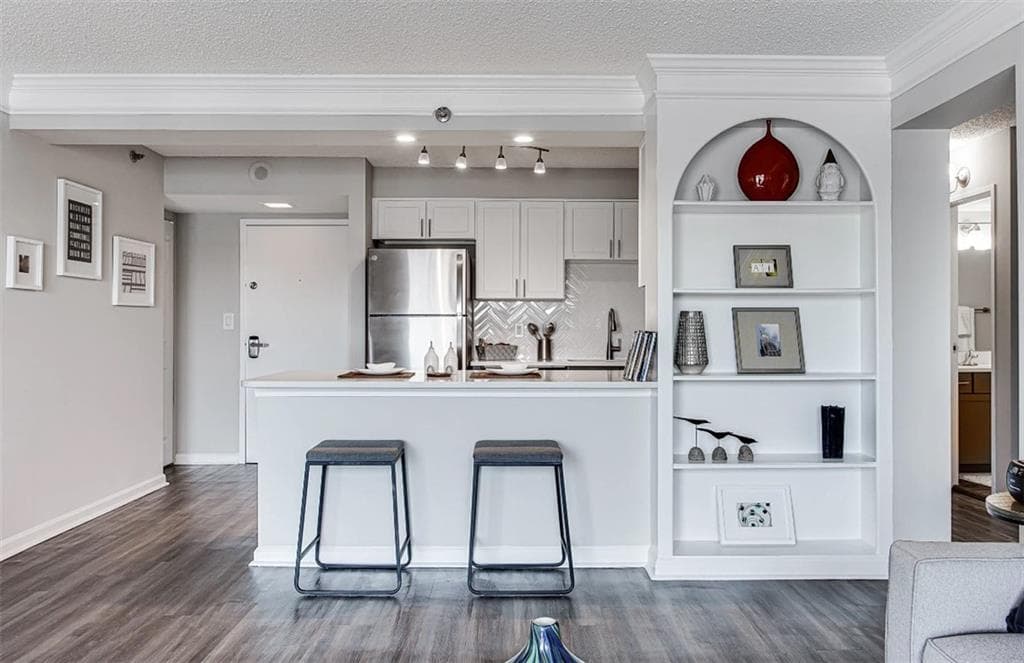 1 bedroom, 1 bathroom, 814 sq ft apartment for rent at 2460 Peachtree Road 0501, Atlanta, GA 30305 for $1,405 a month — photo 3